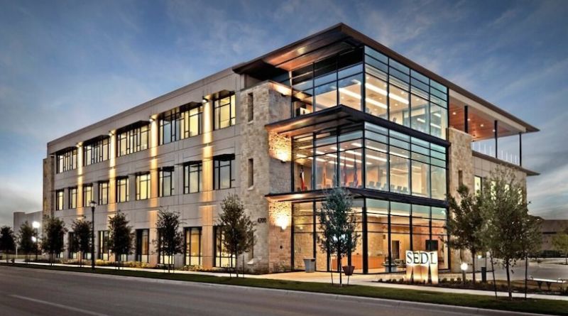 How Architects Shape the Design and Functionality of Commercial Spaces